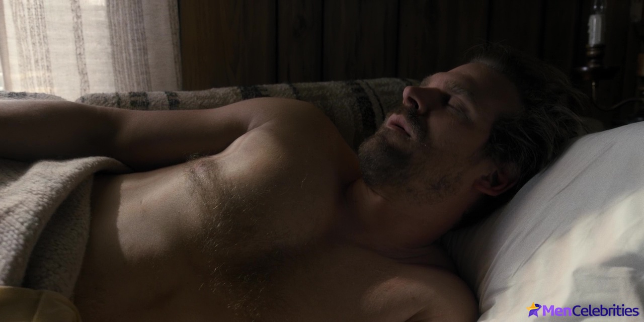 David Harbour naked