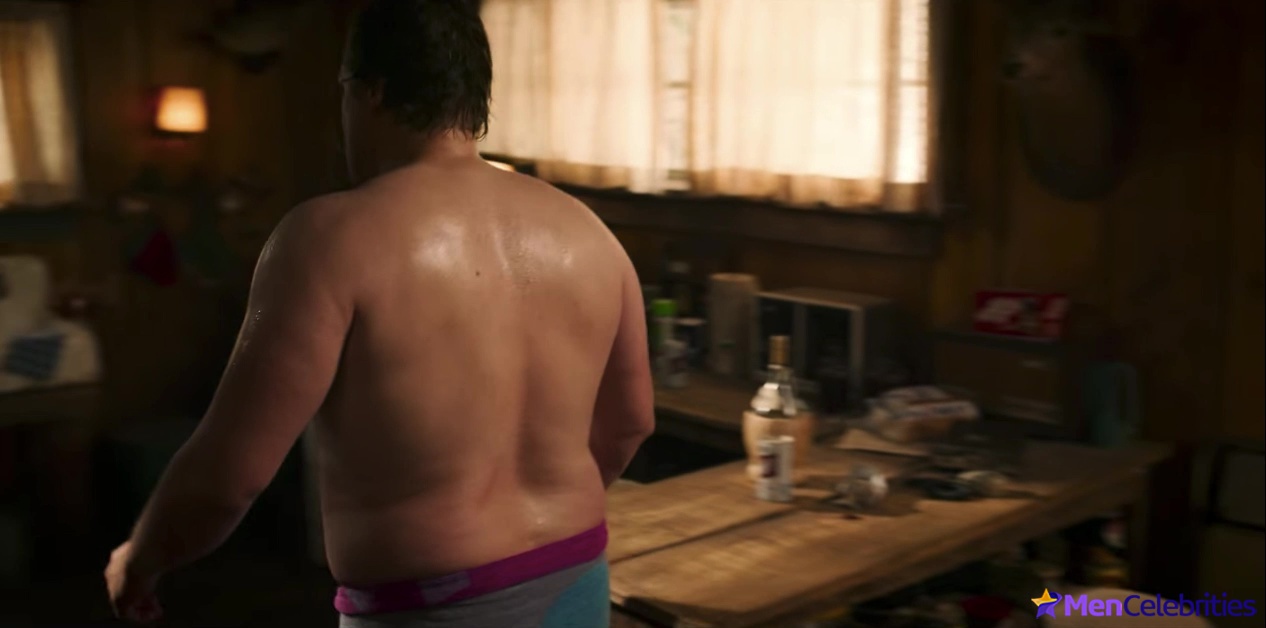 David Harbour nude and sexy scenes
