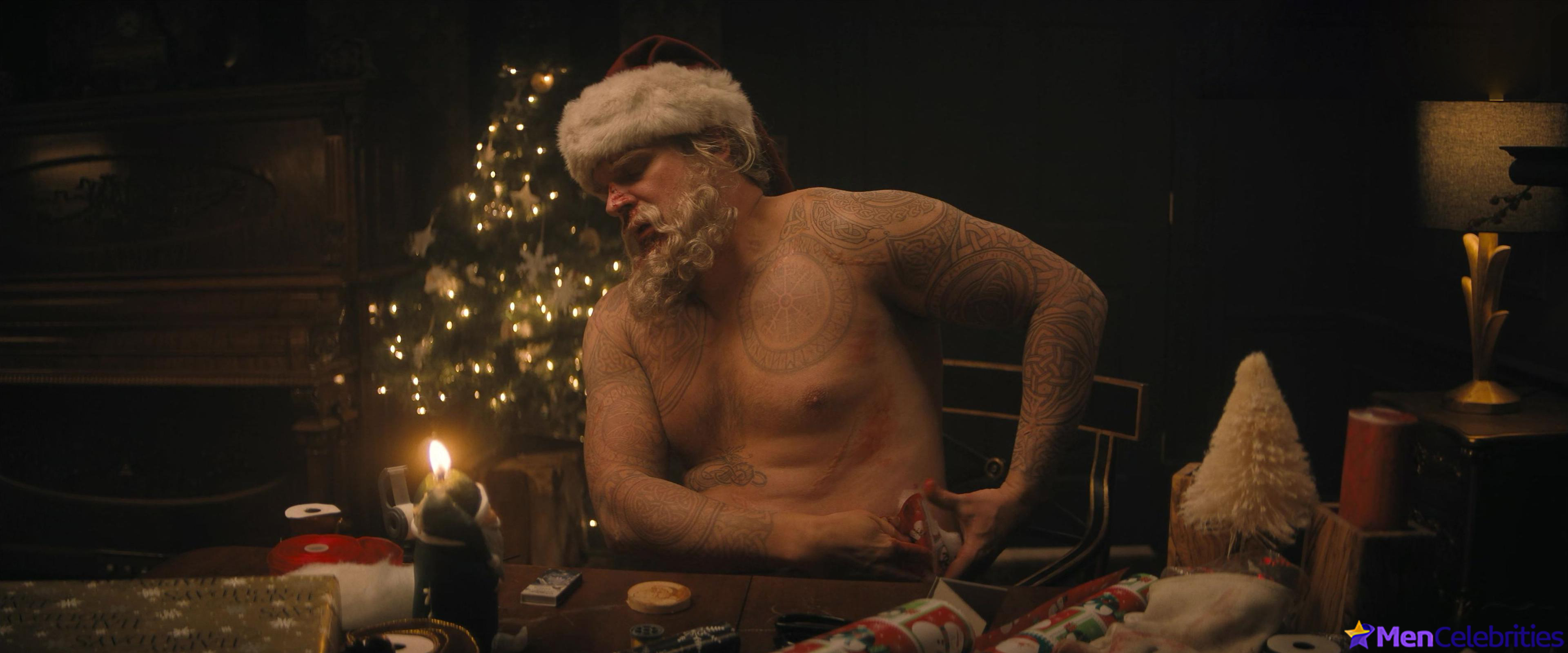 David Harbour nude and sexy scenes