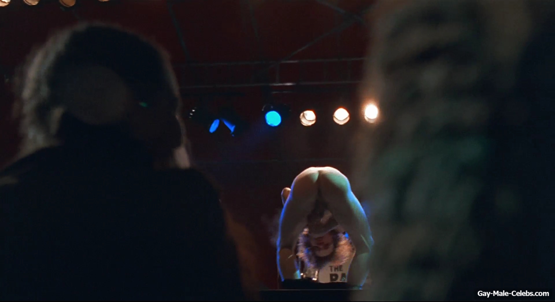 Ewan McGregor frontal nude in Velvet Goldmine