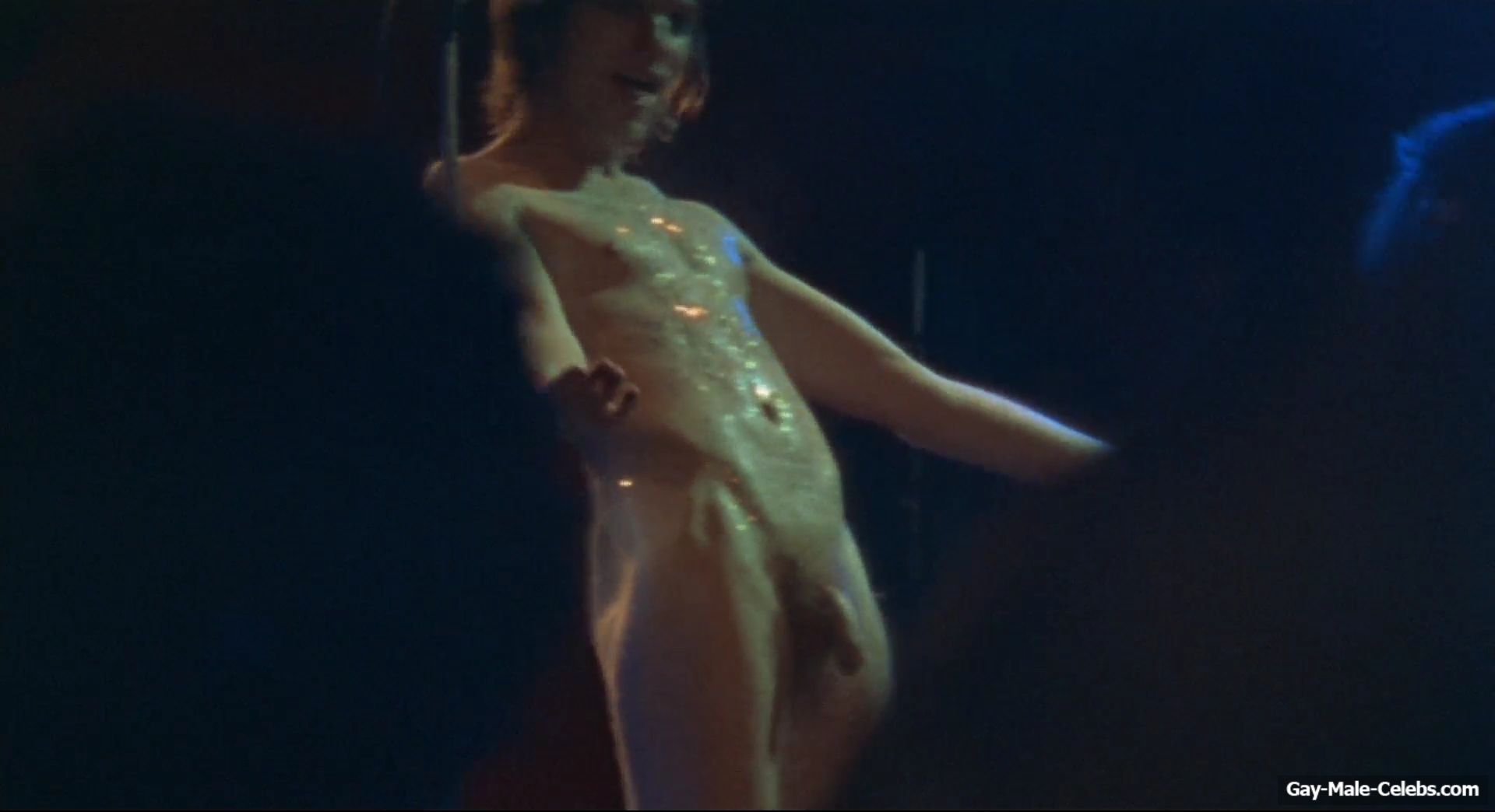 Ewan McGregor frontal nude in Velvet Goldmine