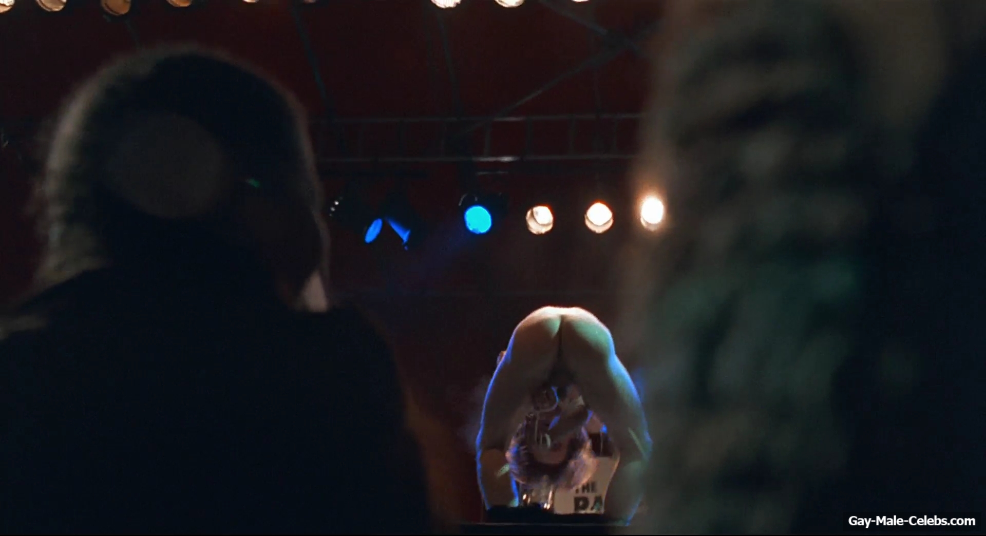 Ewan McGregor frontal nude in Velvet Goldmine