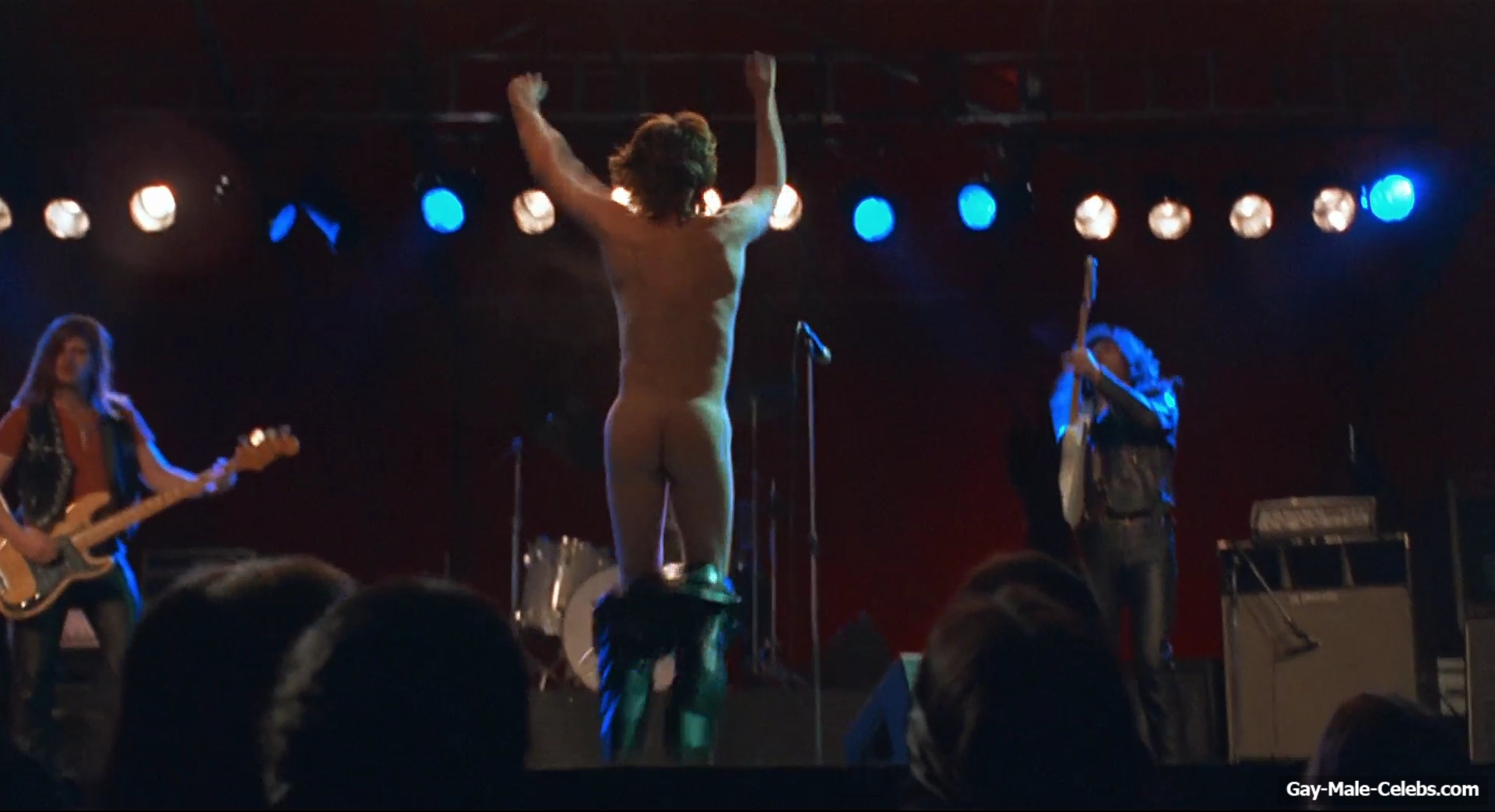 Ewan McGregor frontal nude in Velvet Goldmine