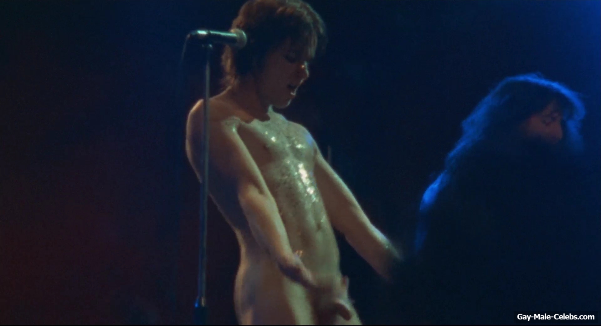 Ewan McGregor frontal nude in Velvet Goldmine