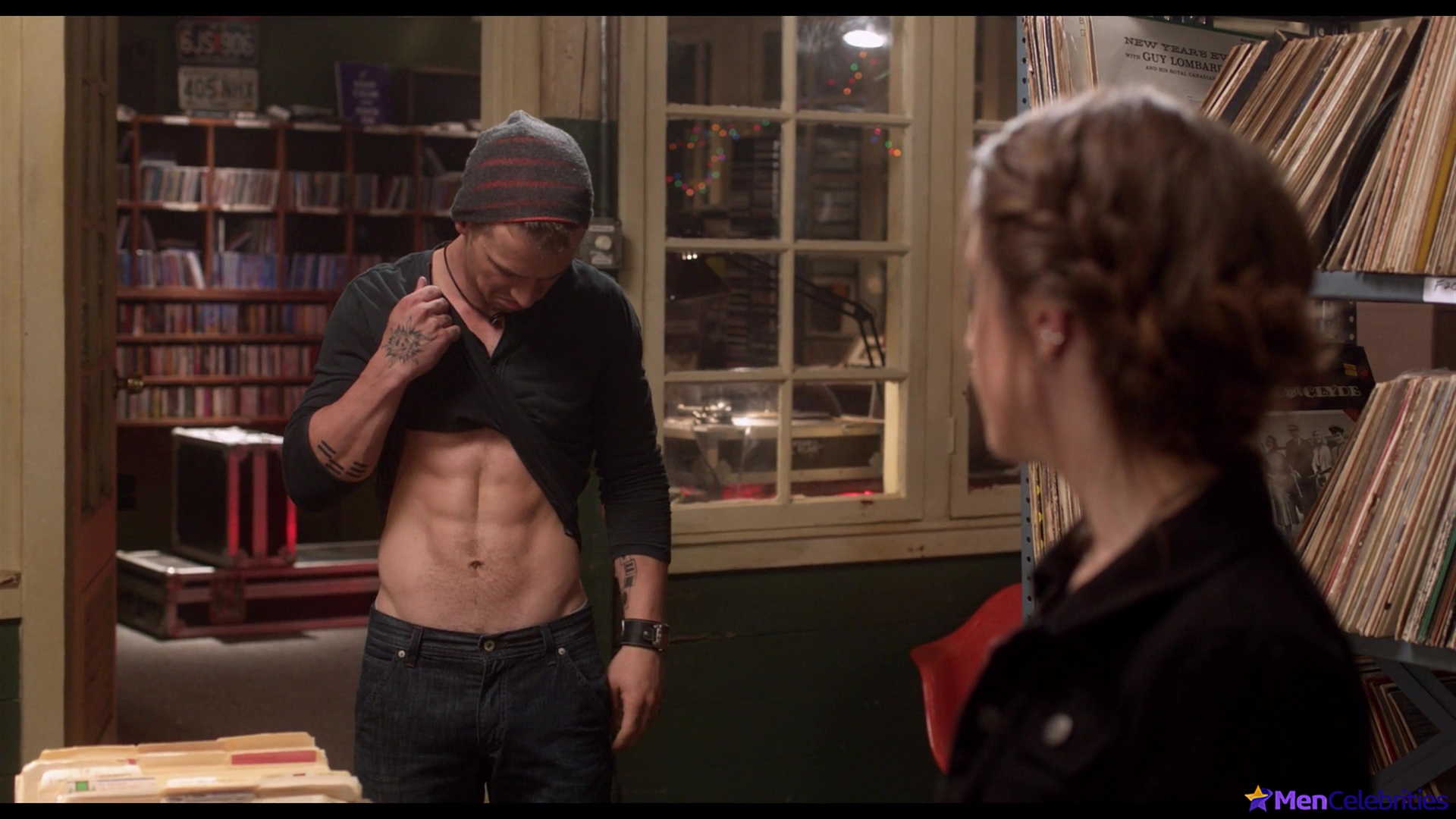 Freddie Stroma nude and sex scenes