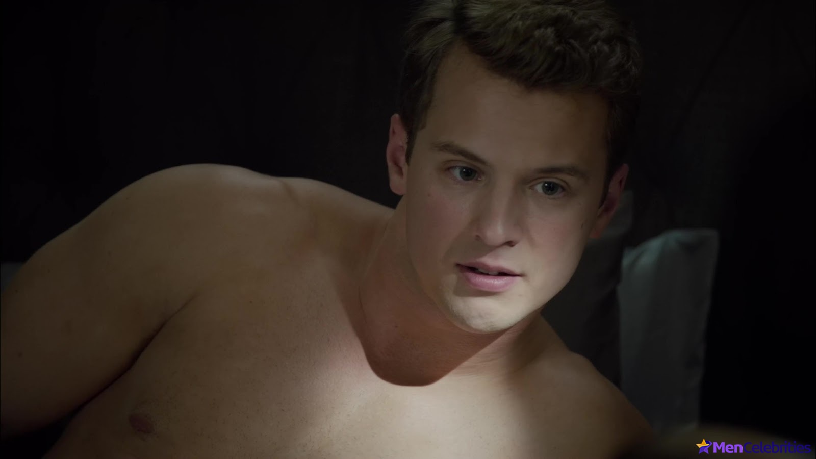Freddie Stroma nude and sex scenes