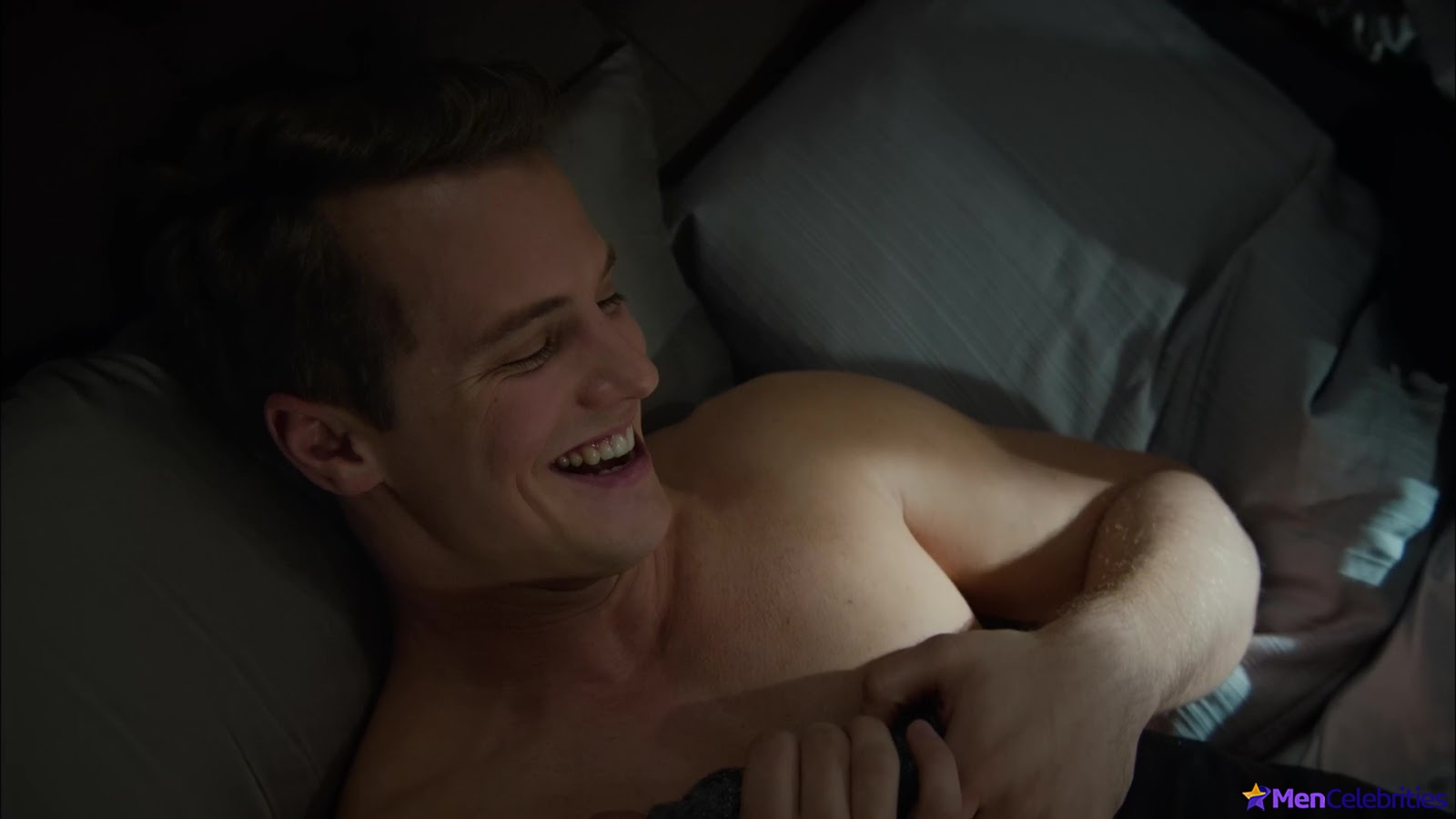 Freddie Stroma nude and sex scenes