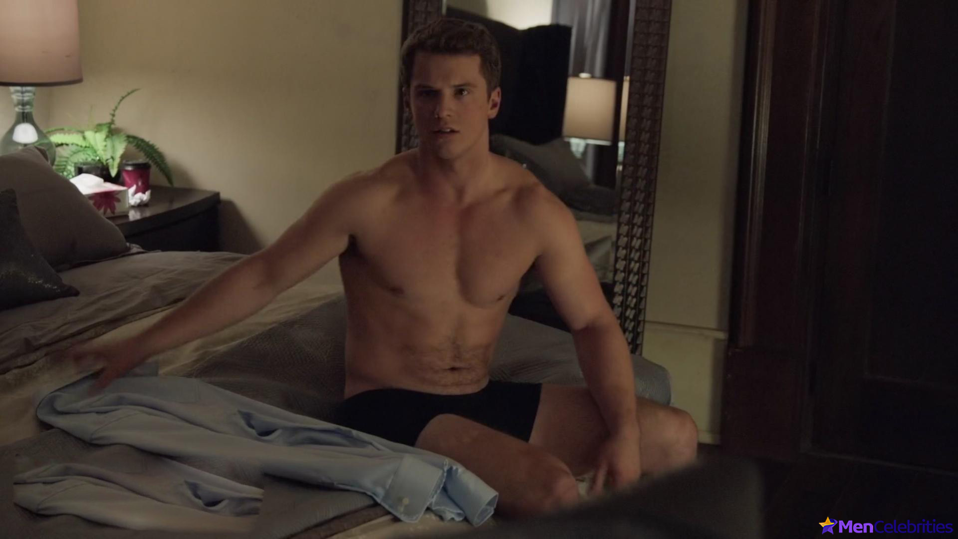 Freddie Stroma nude and sex scenes