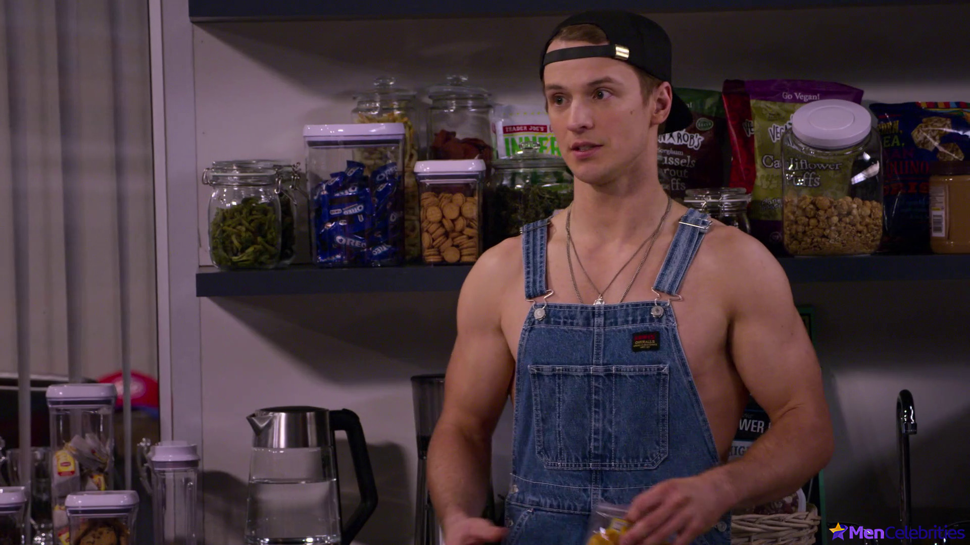 Freddie Stroma nude and sex scenes