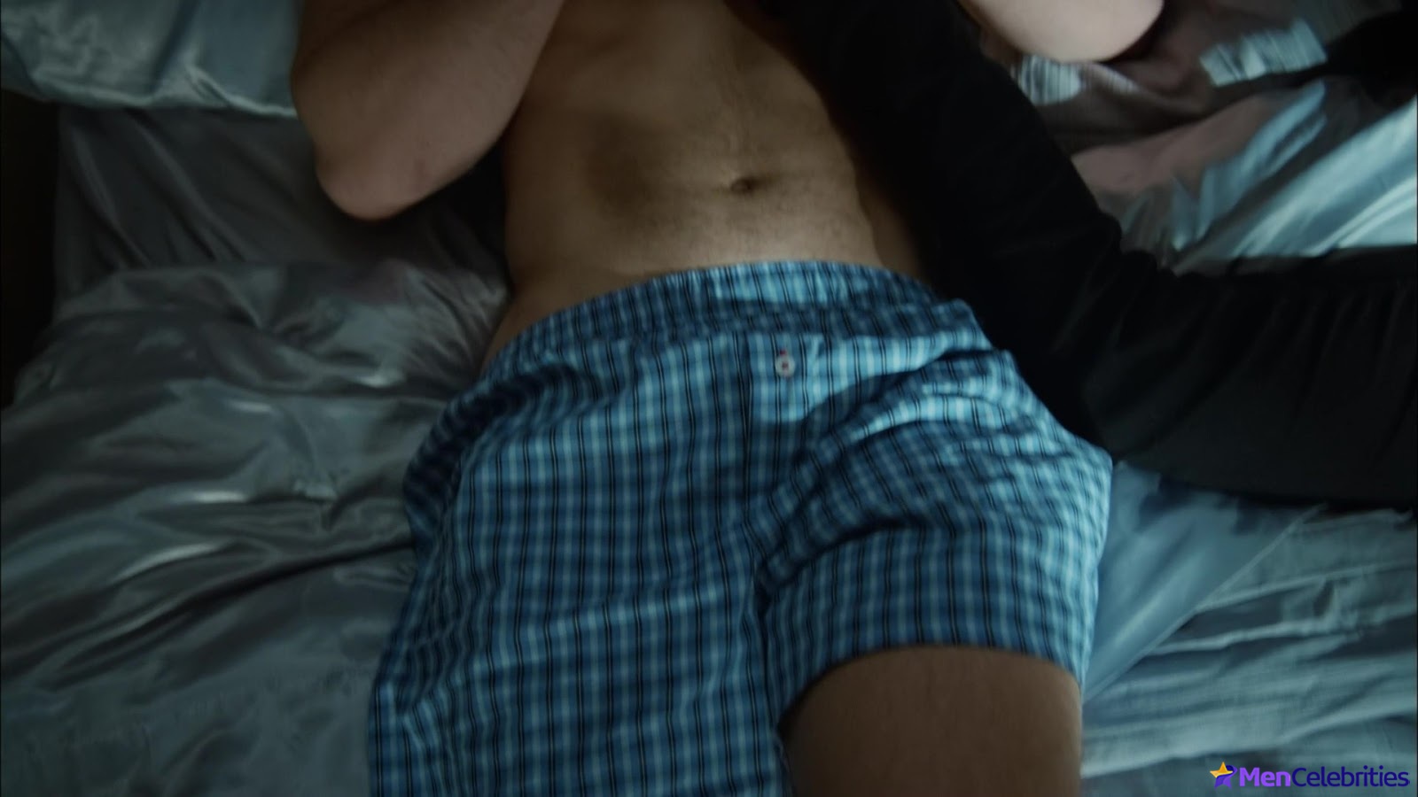 Freddie Stroma nude and sex scenes