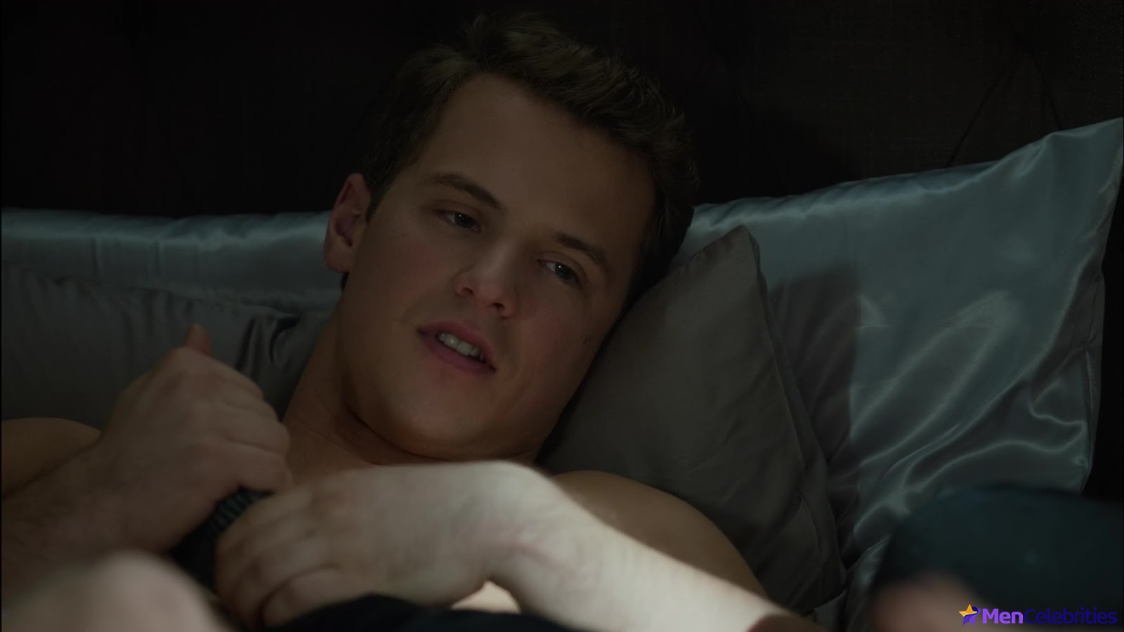 Freddie Stroma nude and sex scenes