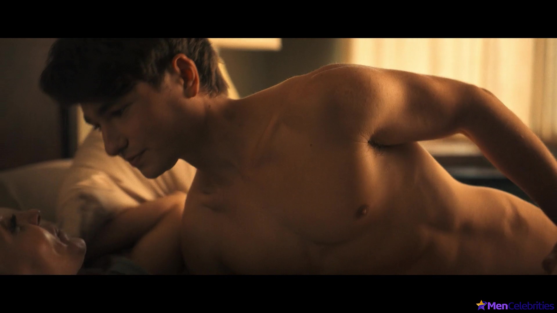 Gabriel LaBelle nude