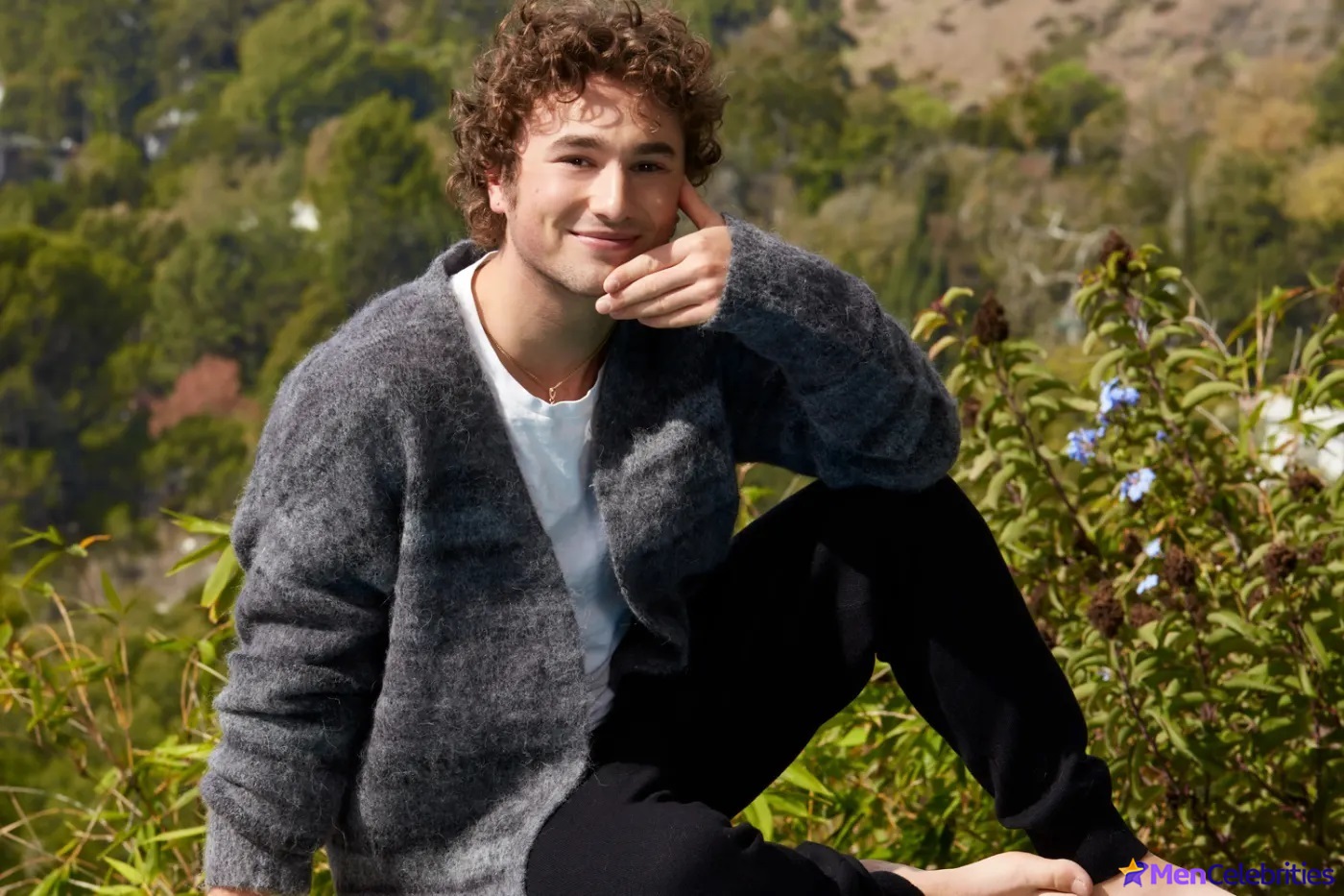 Gabriel LaBelle shirtless and bulge pics