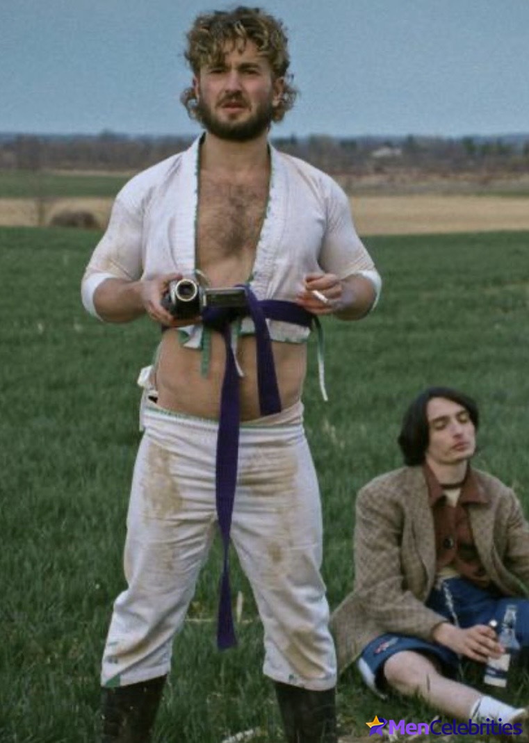 Gabriel LaBelle shirtless and bulge pics