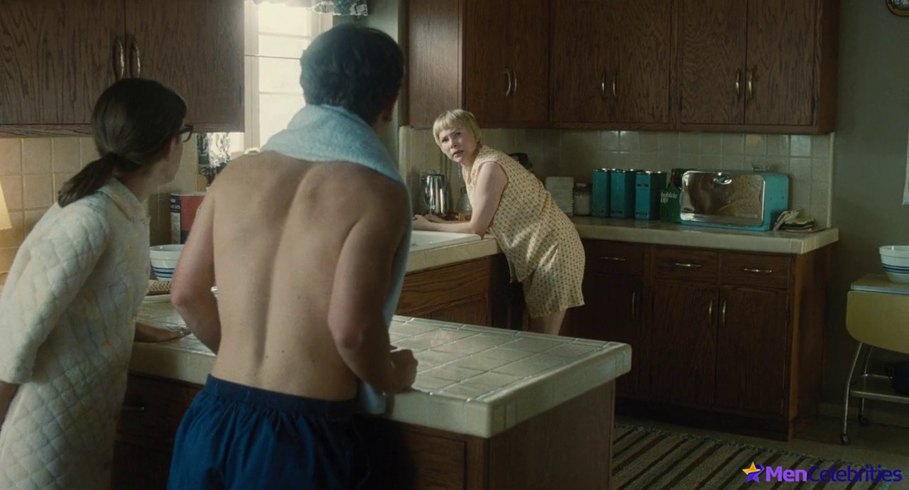 Gabriel LaBelle nude and sex scenes