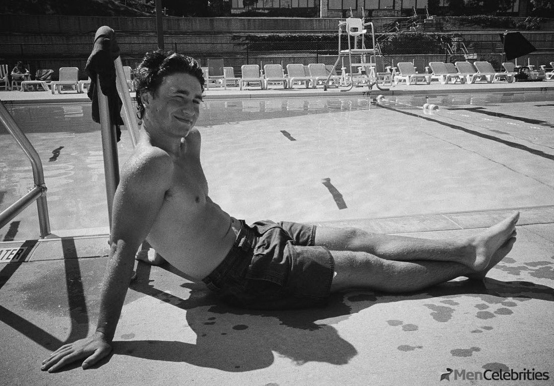 Gabriel LaBelle shirtless and bulge pics