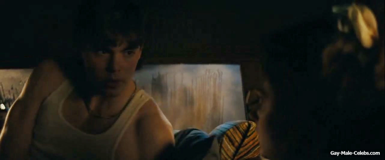 Jack Champion Cock Bulge Underwear Scenes in Everythings Going to Be Great