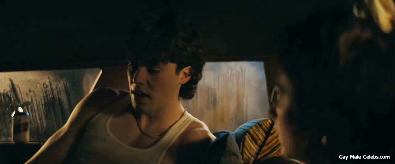 Jack Champion Cock Bulge Underwear Scenes in Everythings Going to Be Great