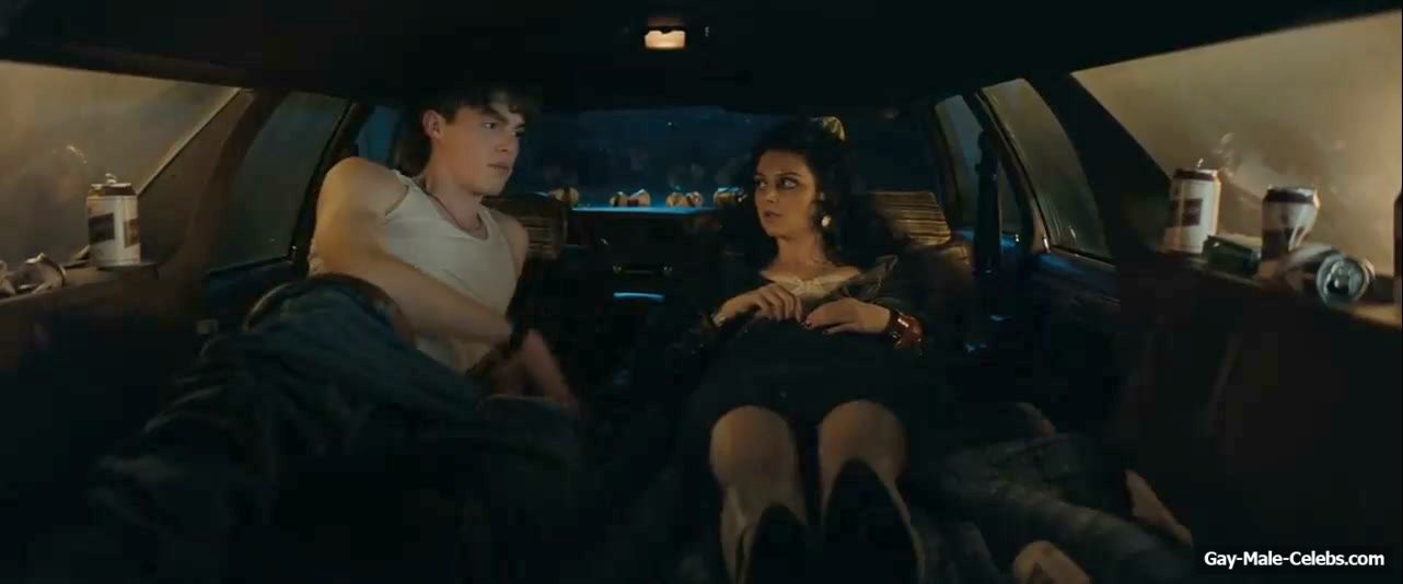 Jack Champion Cock Bulge Underwear Scenes in Everythings Going to Be Great