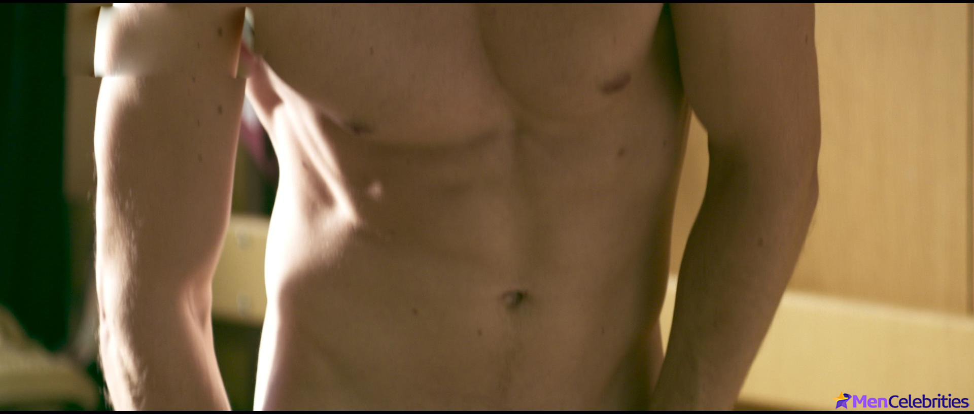 Jannik Schumann nude and gay sex scenes