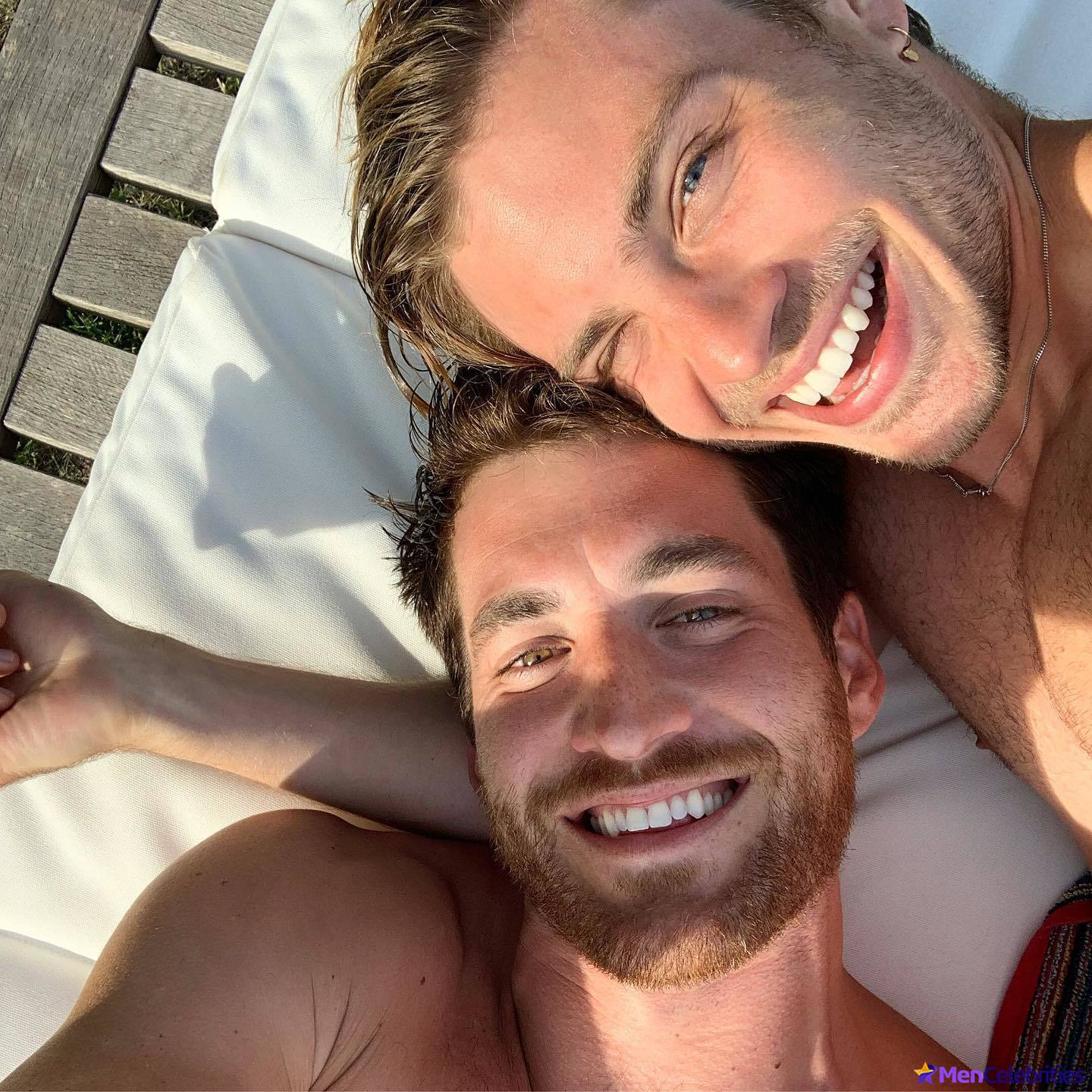 Jannik Schumann naked and erotic photos