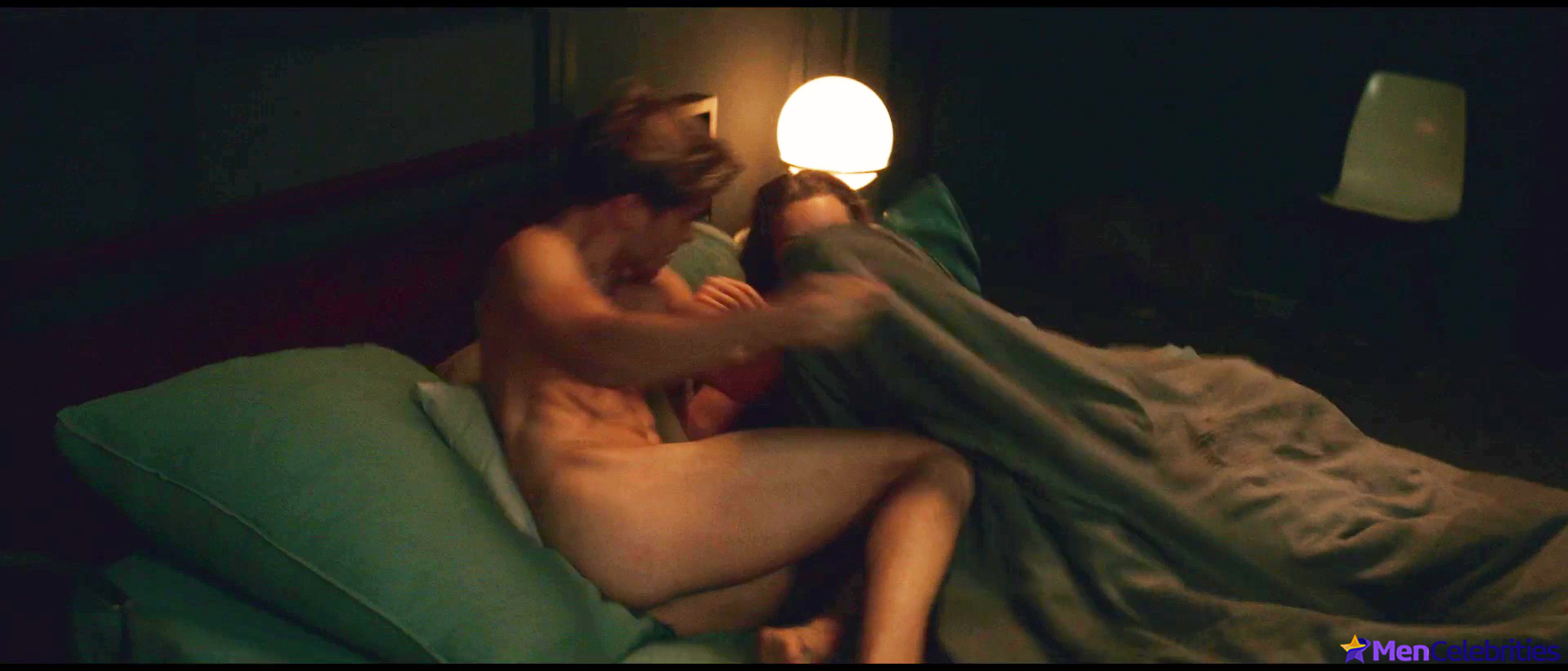 Jannik Schumann nude and gay sex scenes