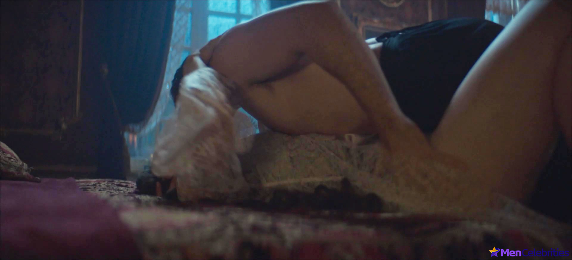 Jannik Schumann nude and gay sex scenes