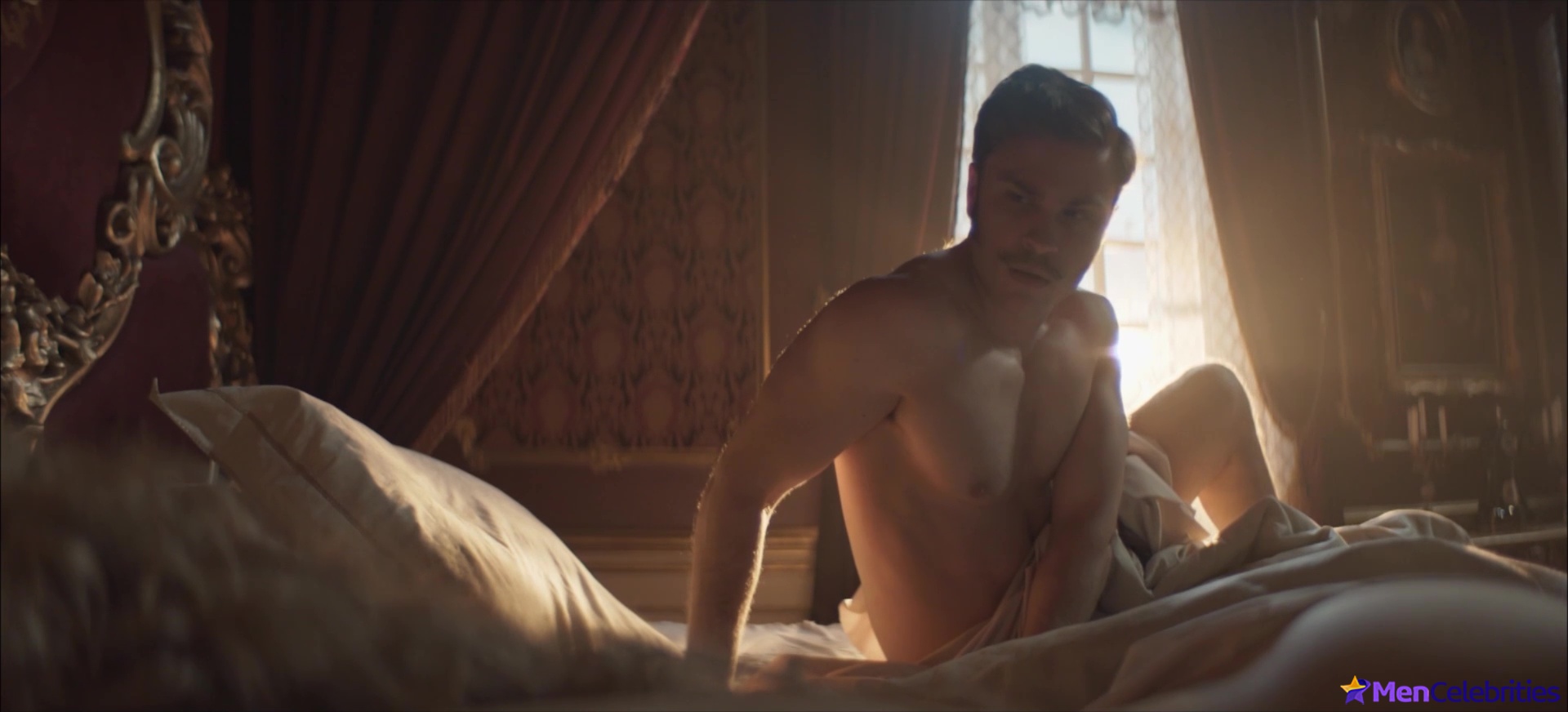 Jannik Schumann nude and gay sex scenes