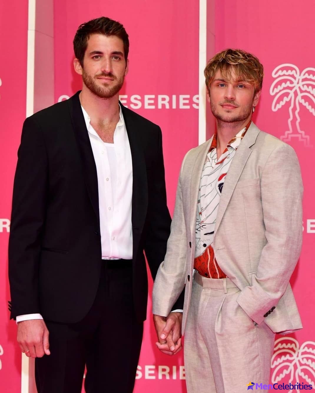 Jannik Schumann naked and erotic photos