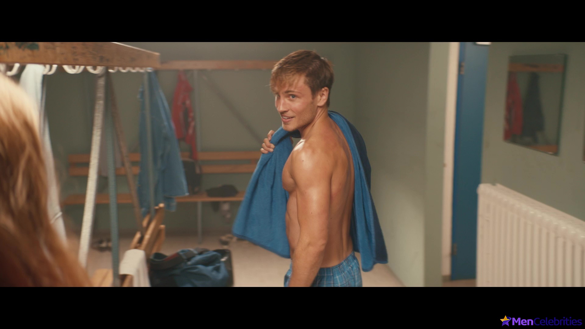 Jannik Schumann nude and gay sex scenes