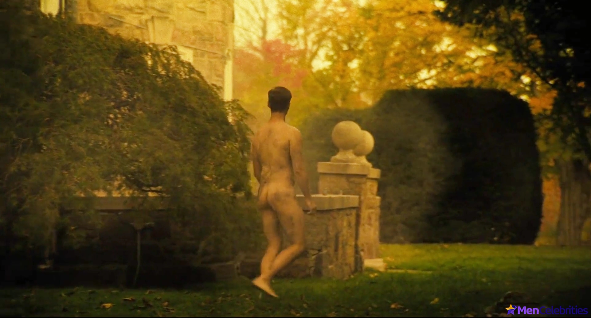 Jesse LaVercombe frontal nude scenes