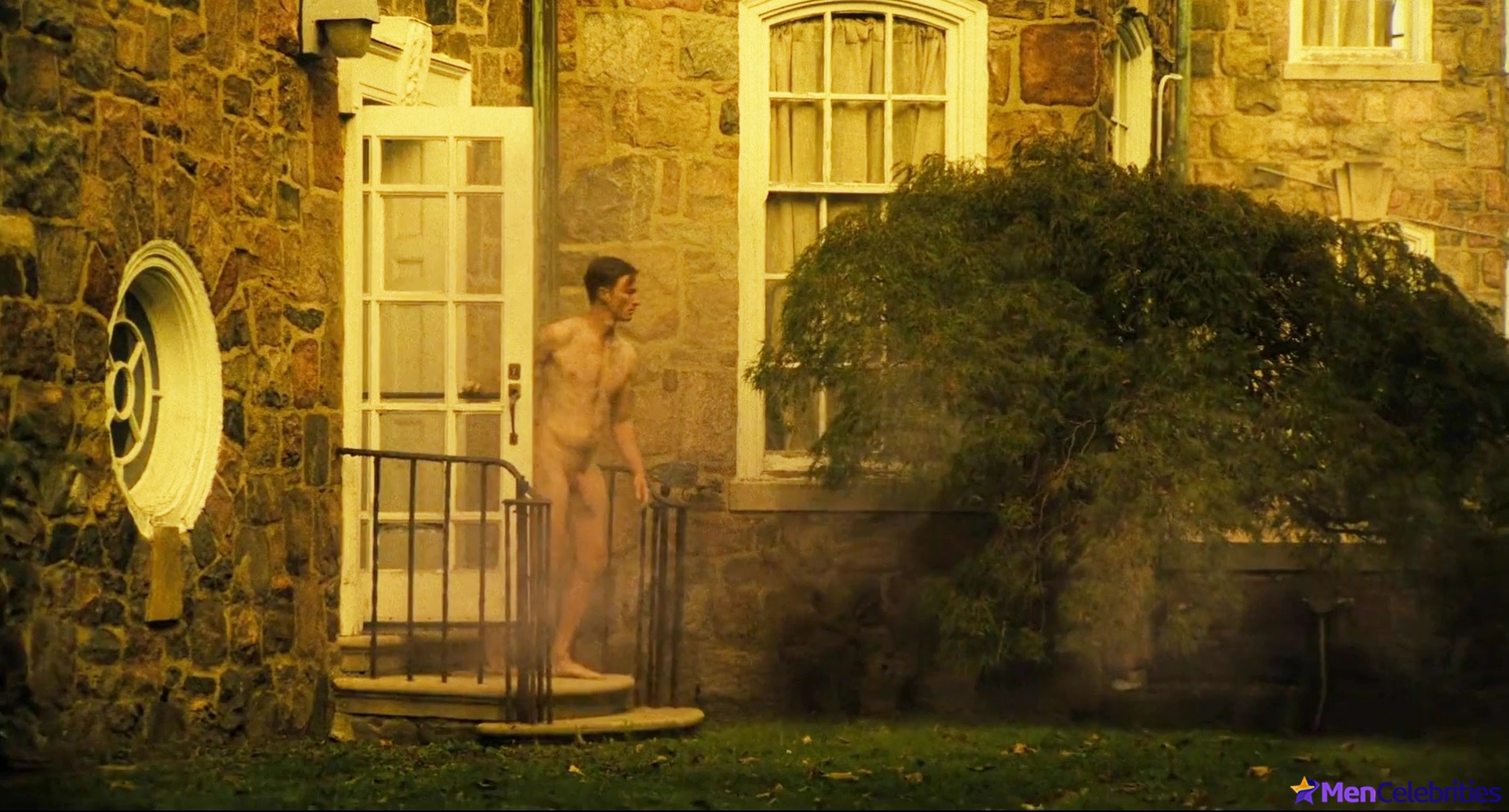 Jesse LaVercombe frontal nude scenes