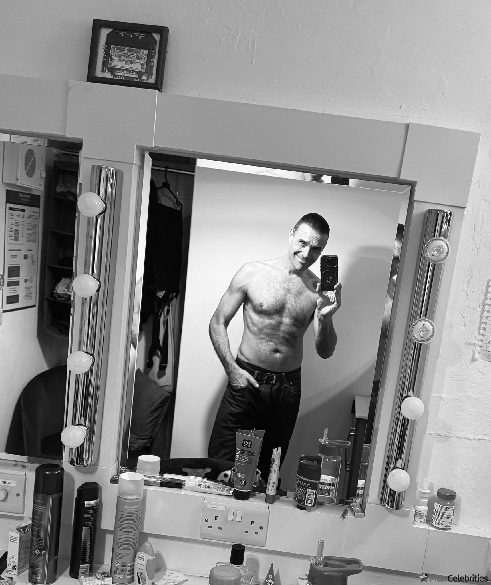 Joseph Millson shirtless and bulge pics