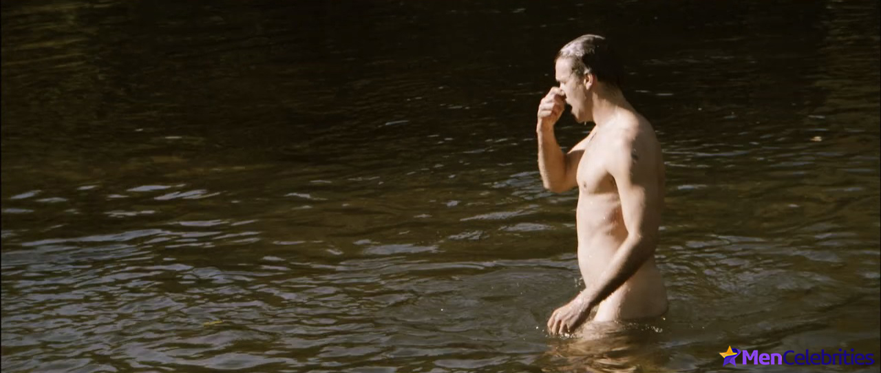 Joseph Millson frontal nude movie scenes