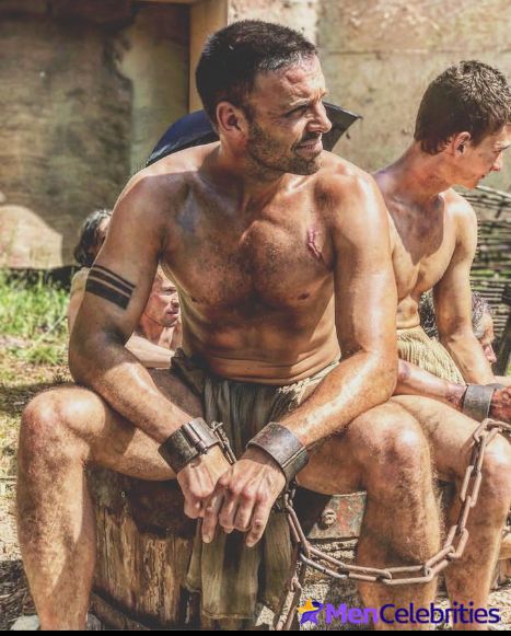 Joseph Millson shirtless and bulge pics