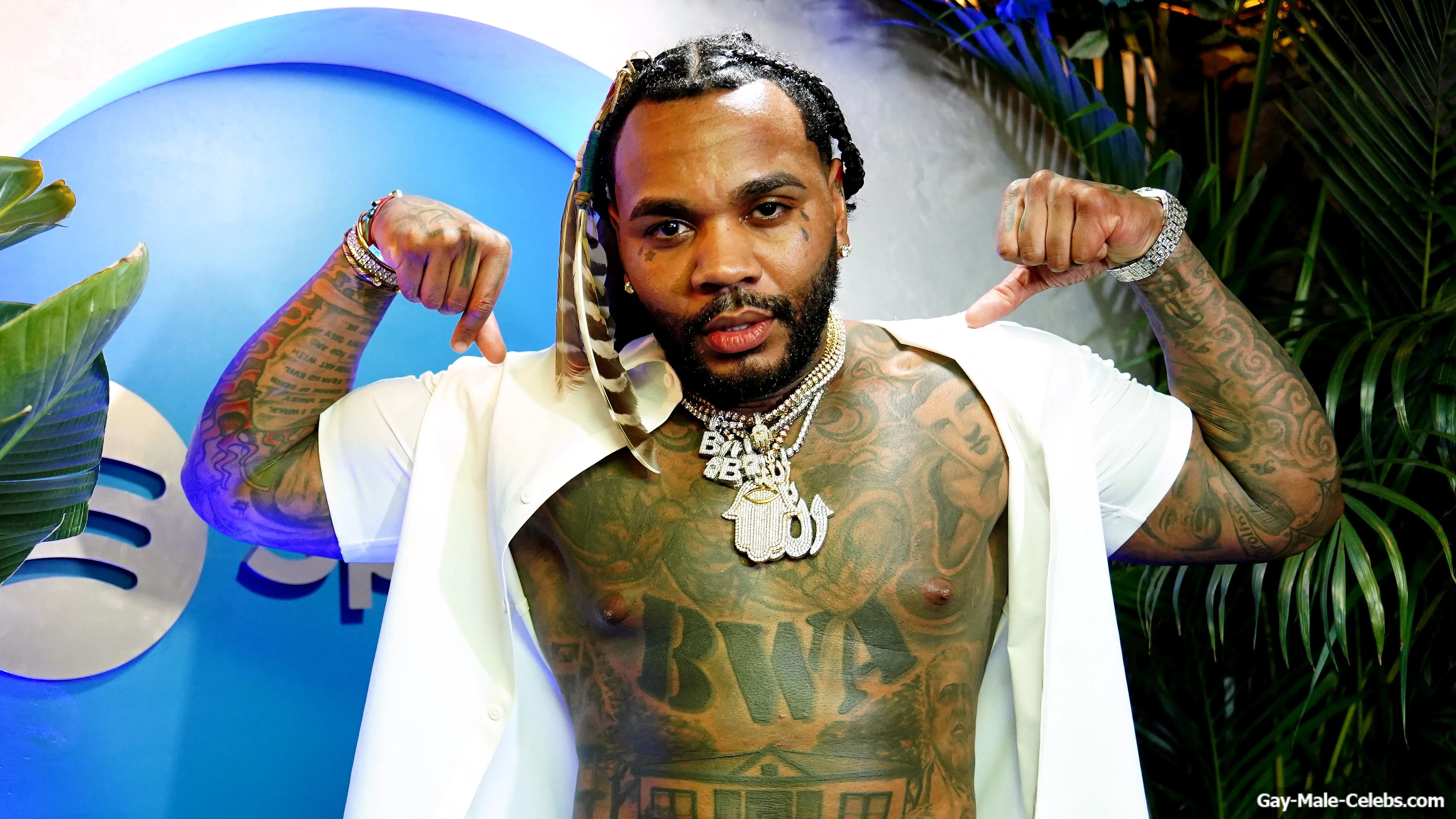 Kevin Gates Shirtless And Big Cock Bulge Pics