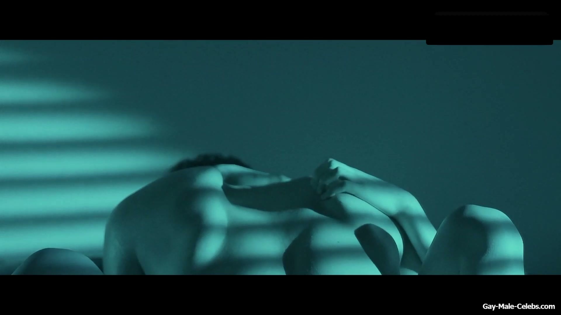 Landon Liboiron frontal nude in Come True