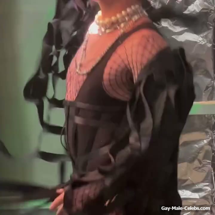 Luke Evans huge penis bulge erotic show