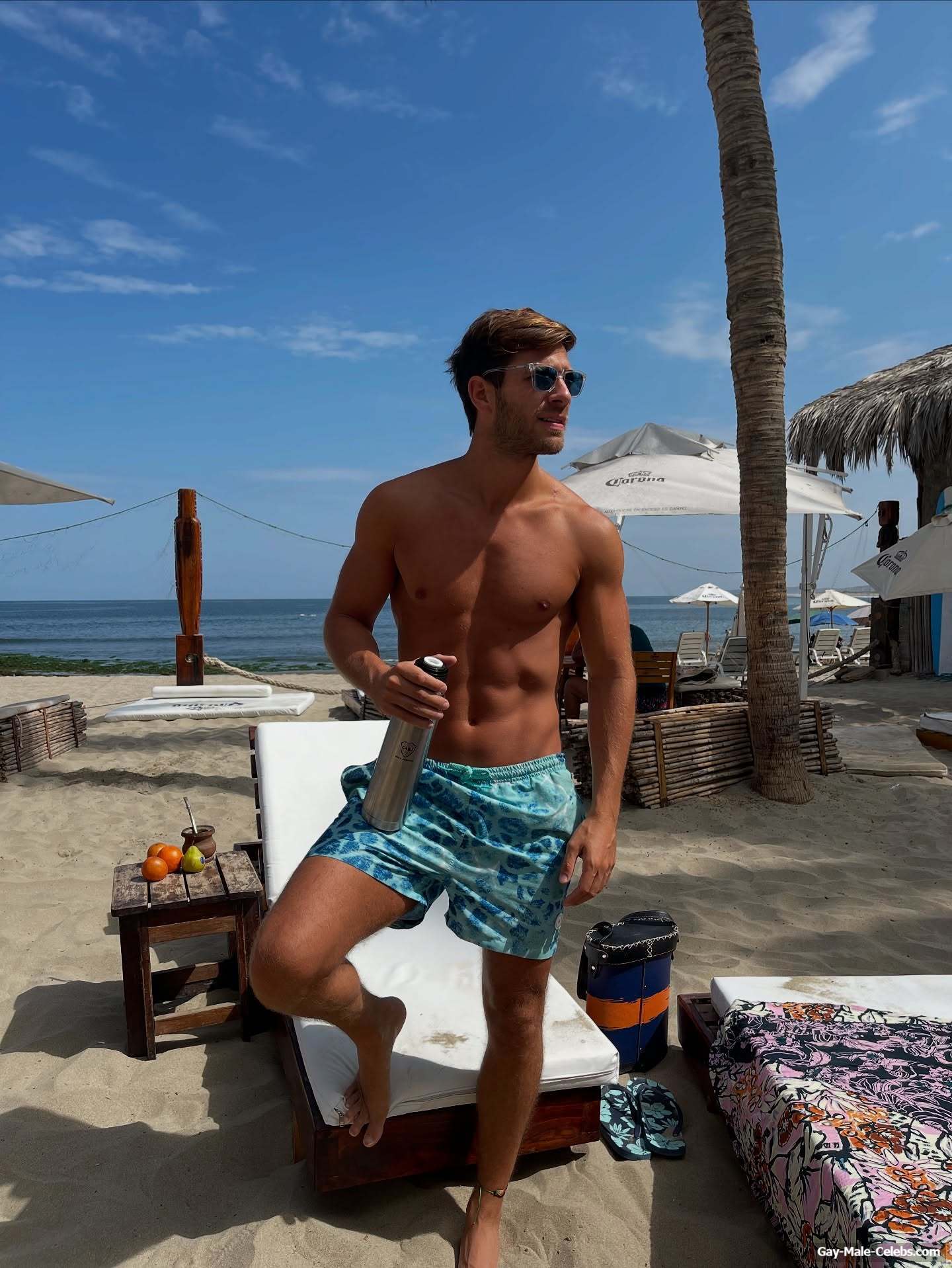 Nacho Di Marco sjirtless