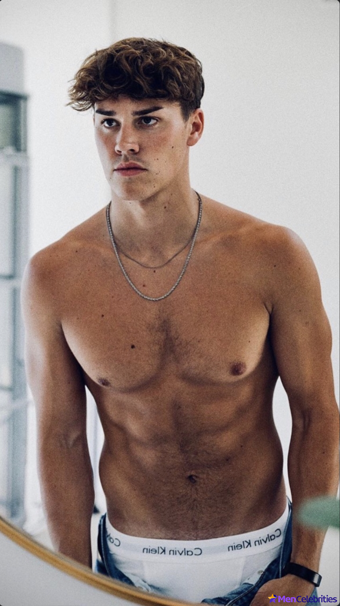 Noah Beck dick bulge and shirtless underwear pics