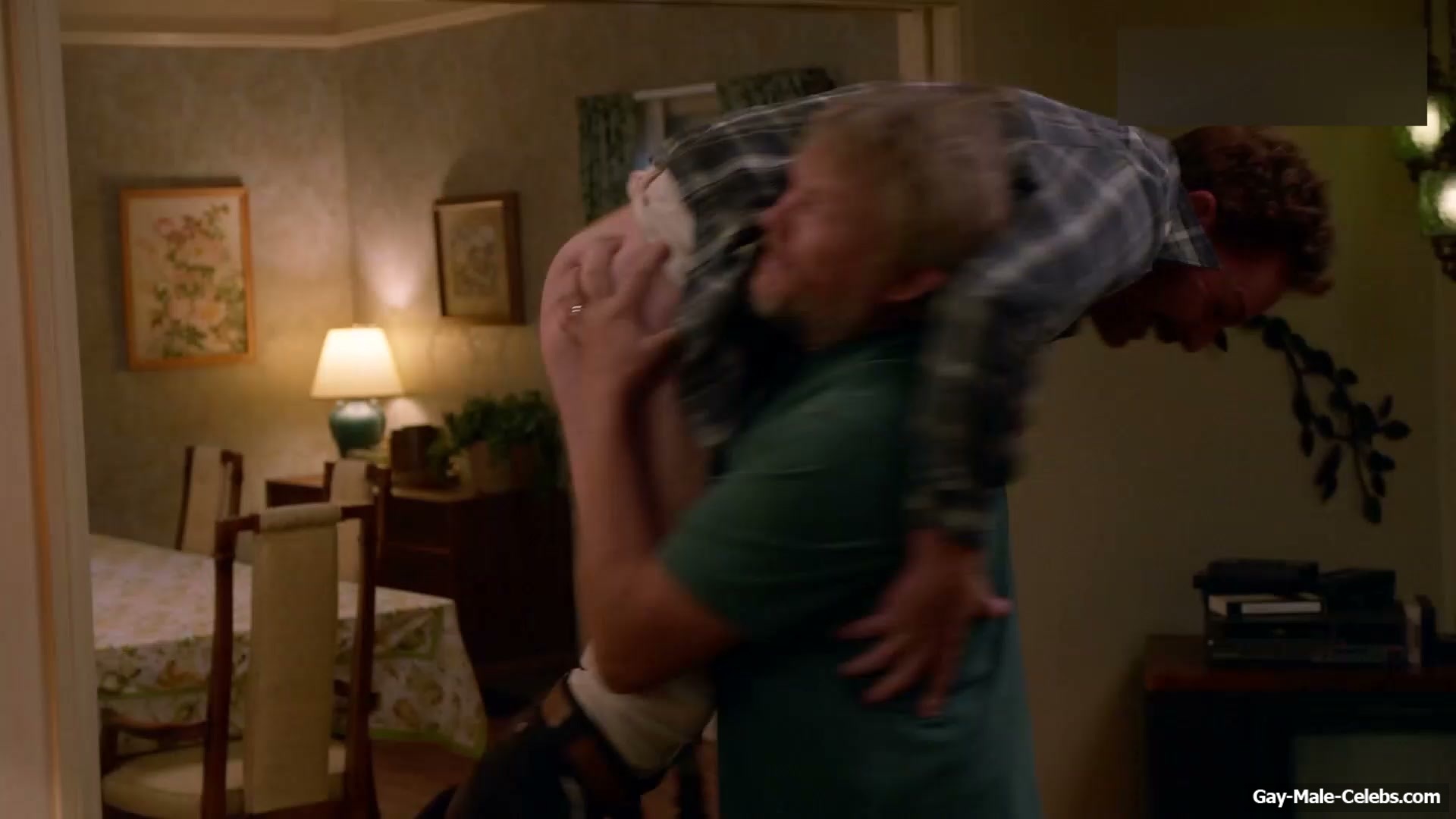 Scott Grimes Nude Ass And Sexy Funy Scenes in Ted