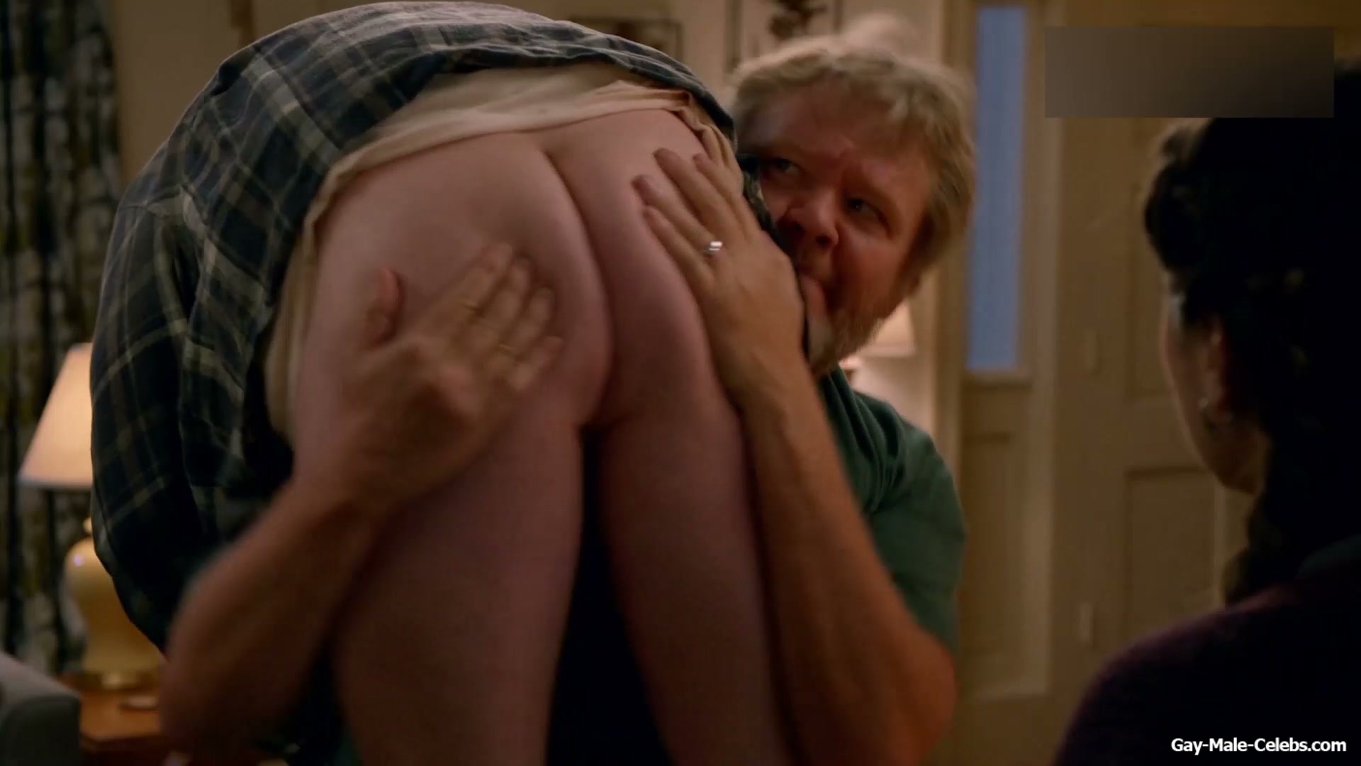 Scott Grimes Nude Ass And Sexy Funy Scenes in Ted