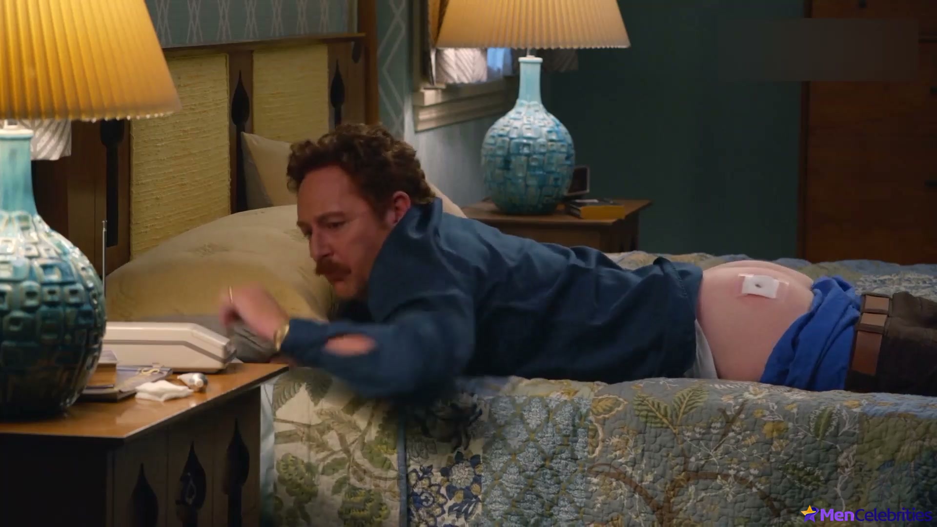 Scott Grimes nude and sexy scenes