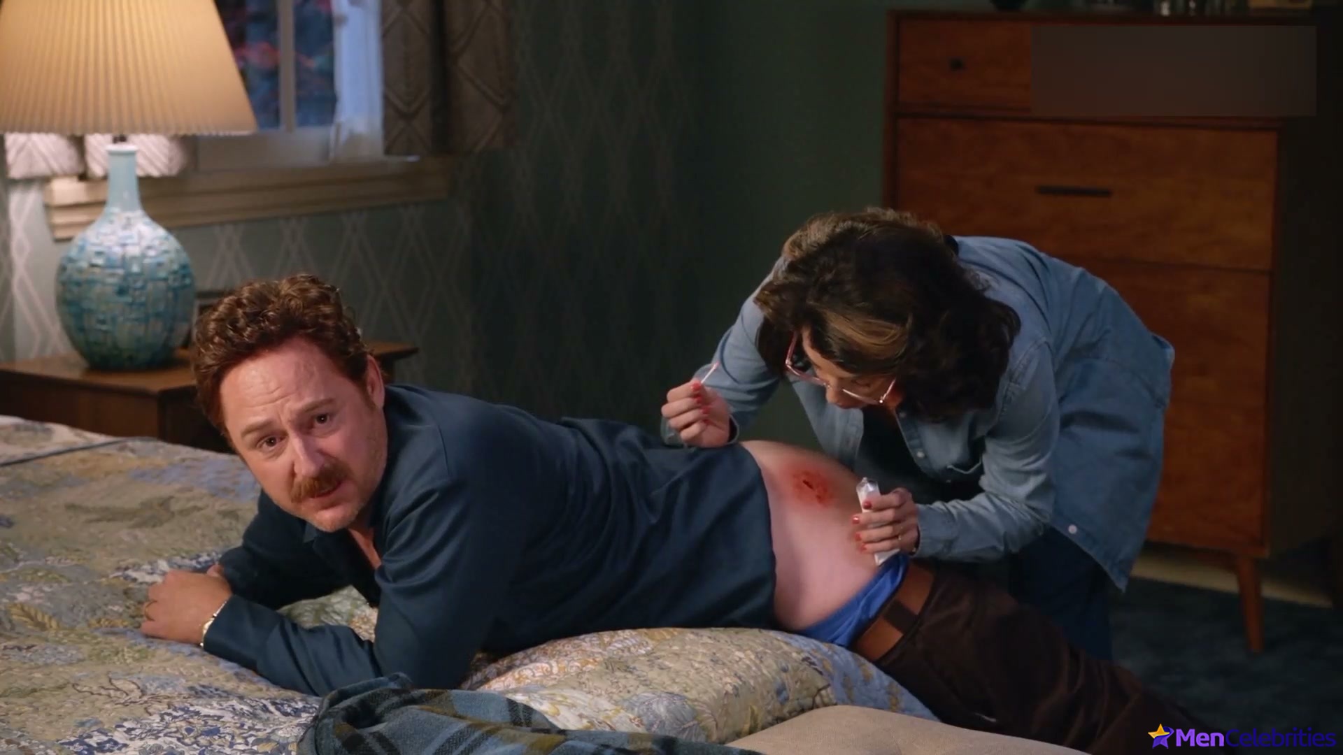 Scott Grimes nude and sexy scenes