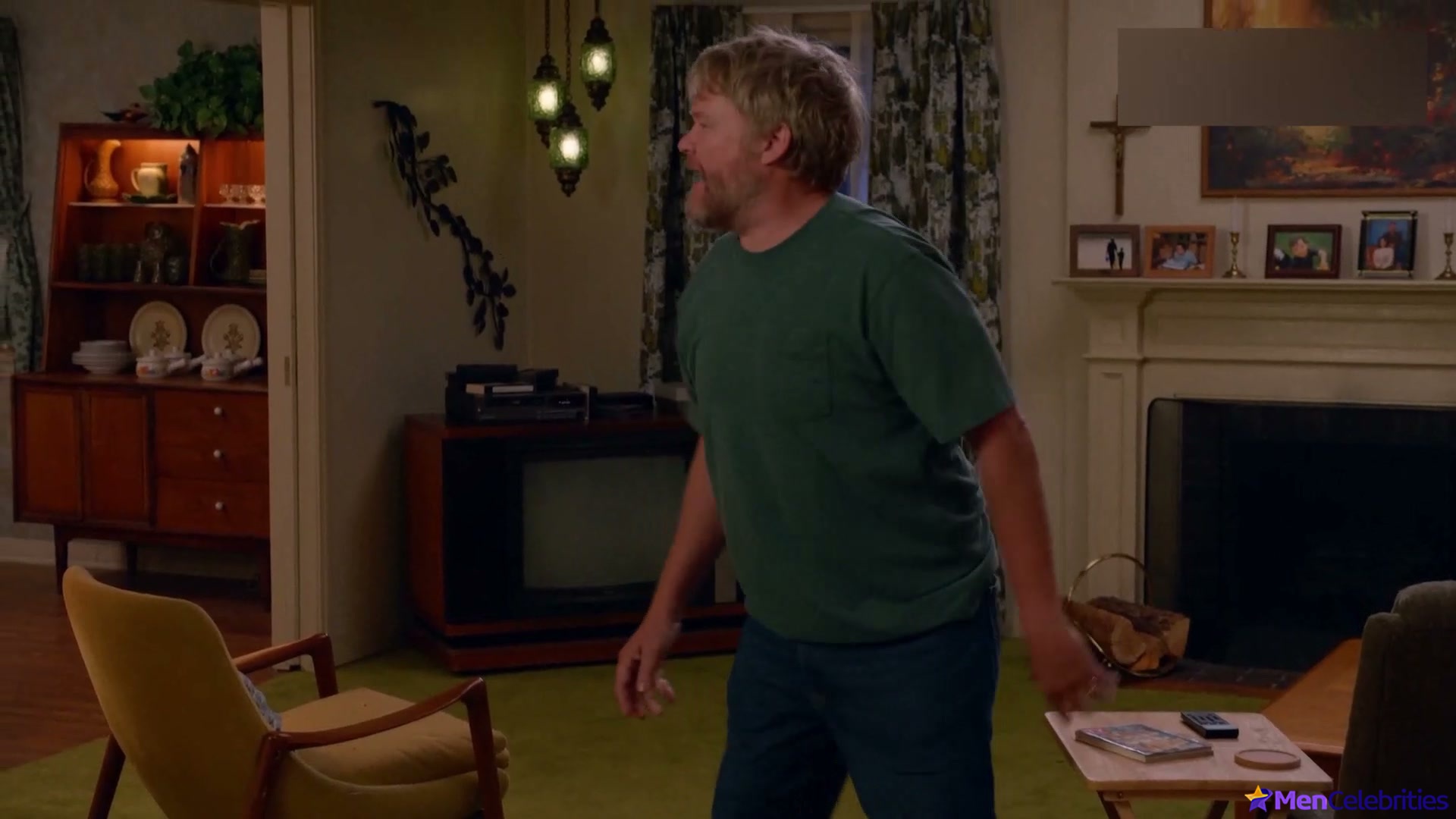 Scott Grimes nude and sexy scenes