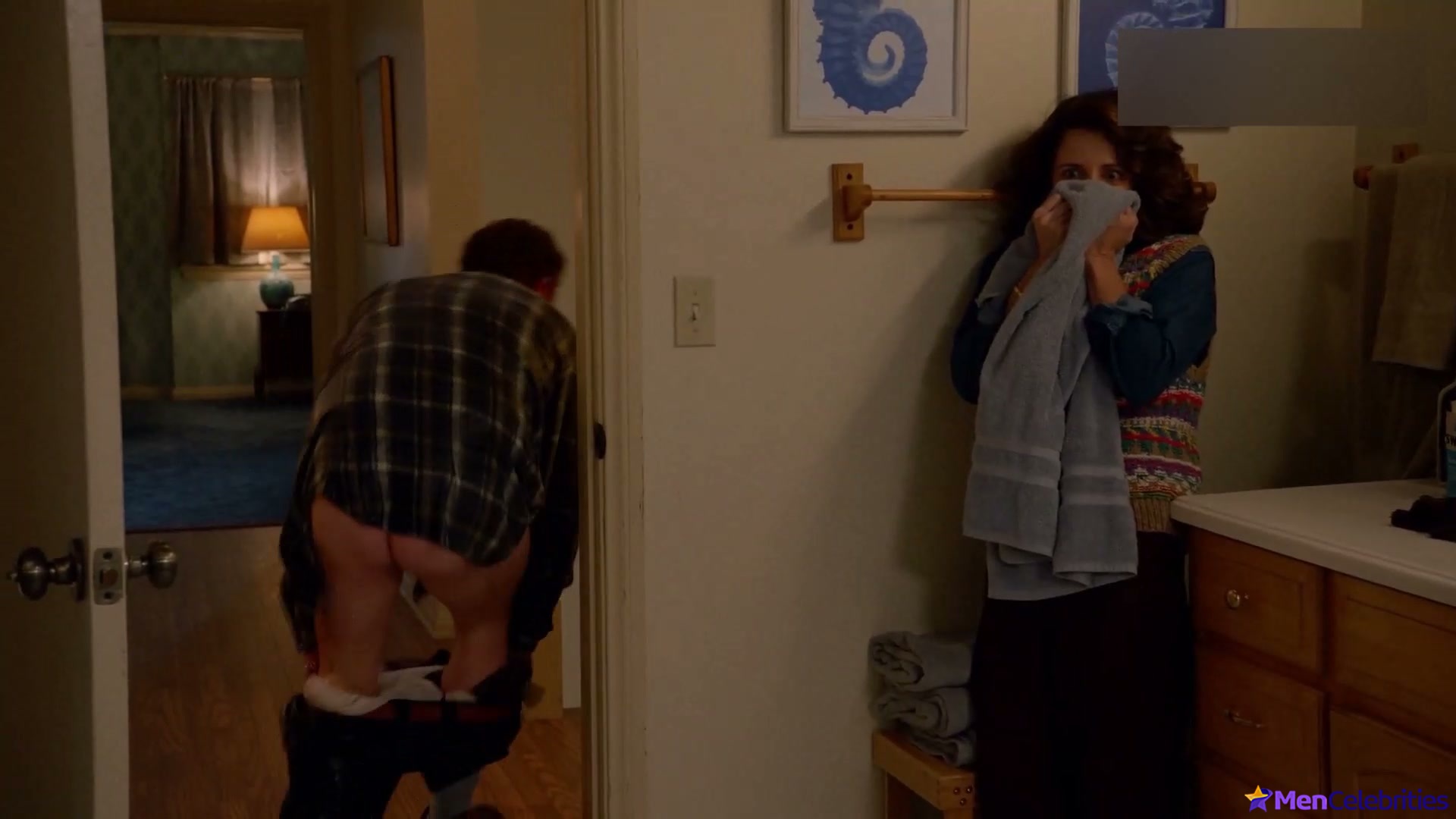 Scott Grimes nude and sexy scenes