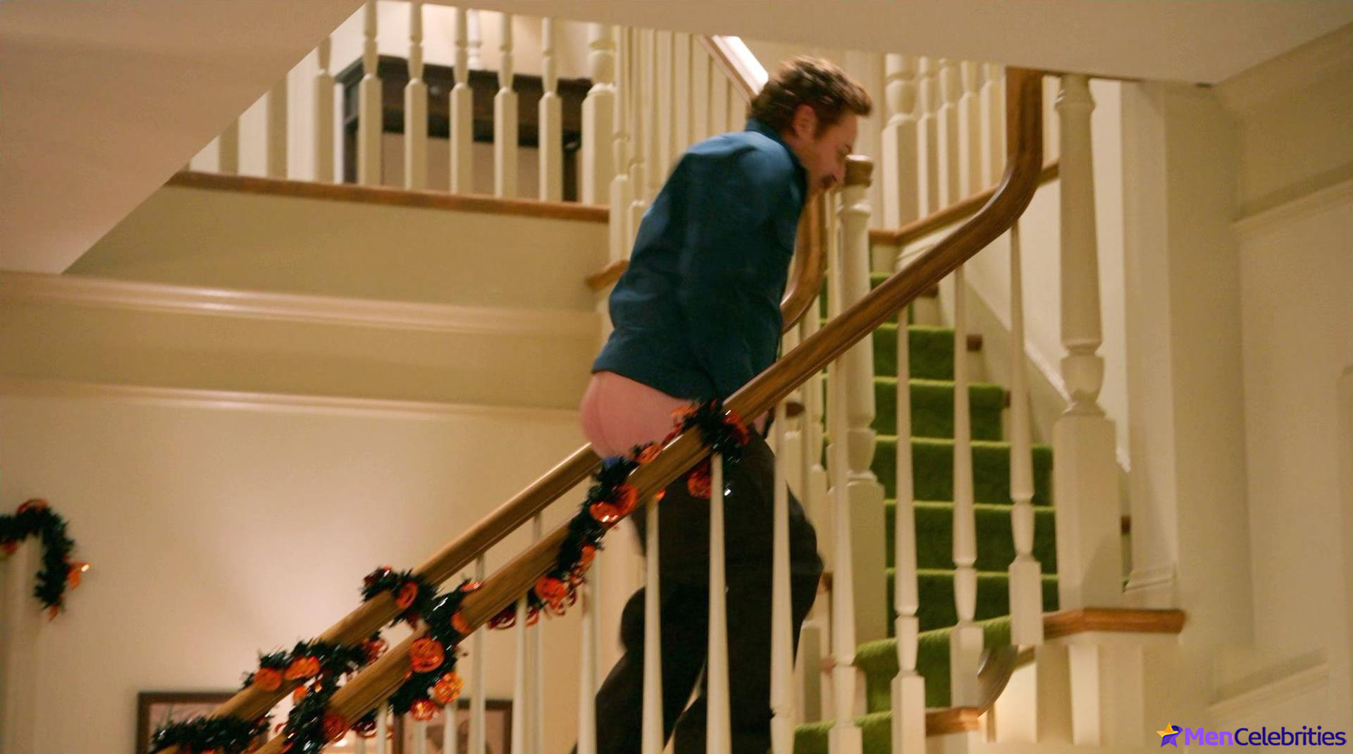 Scott Grimes nude and sexy scenes