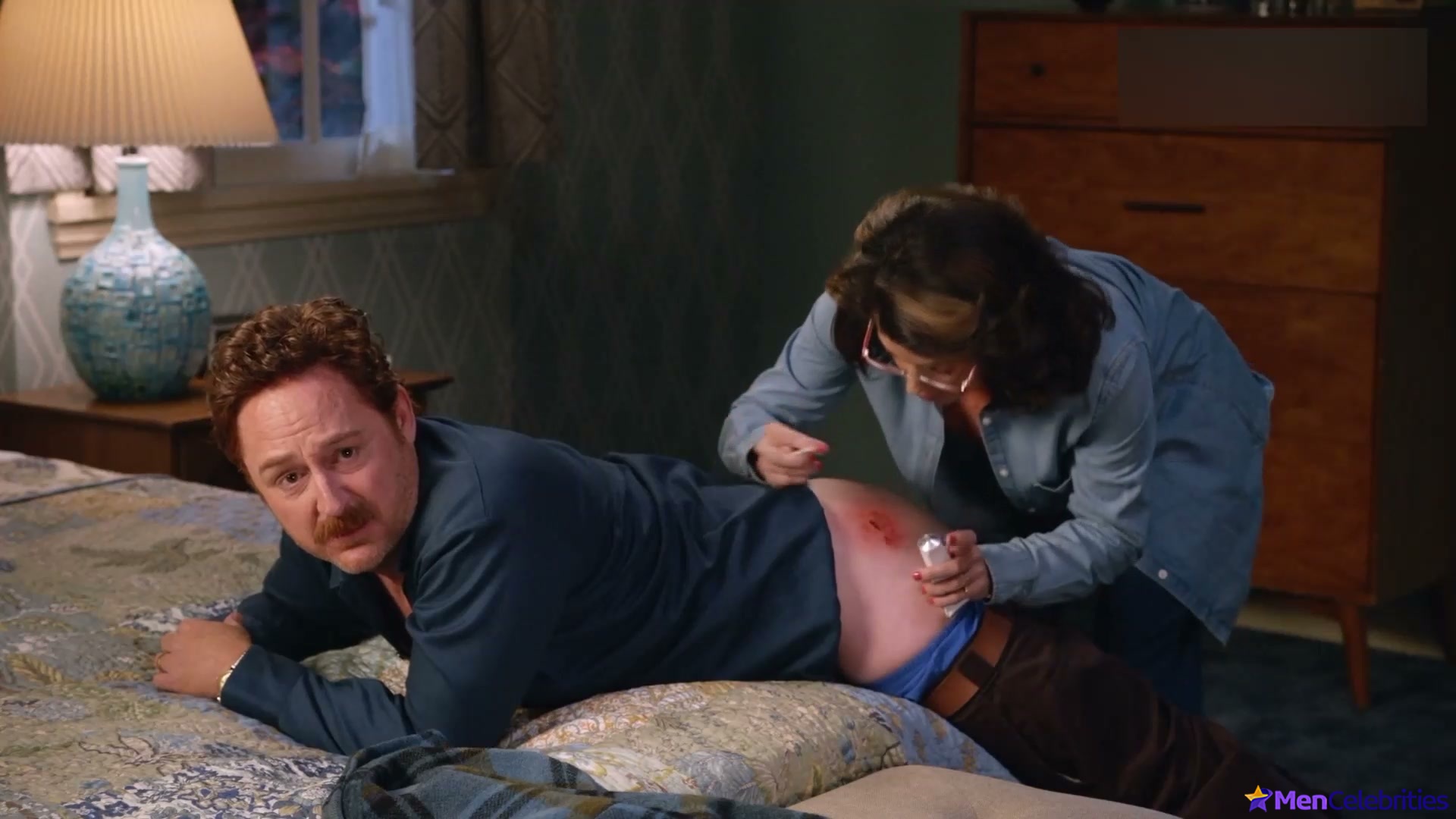 Scott Grimes nude and sexy scenes