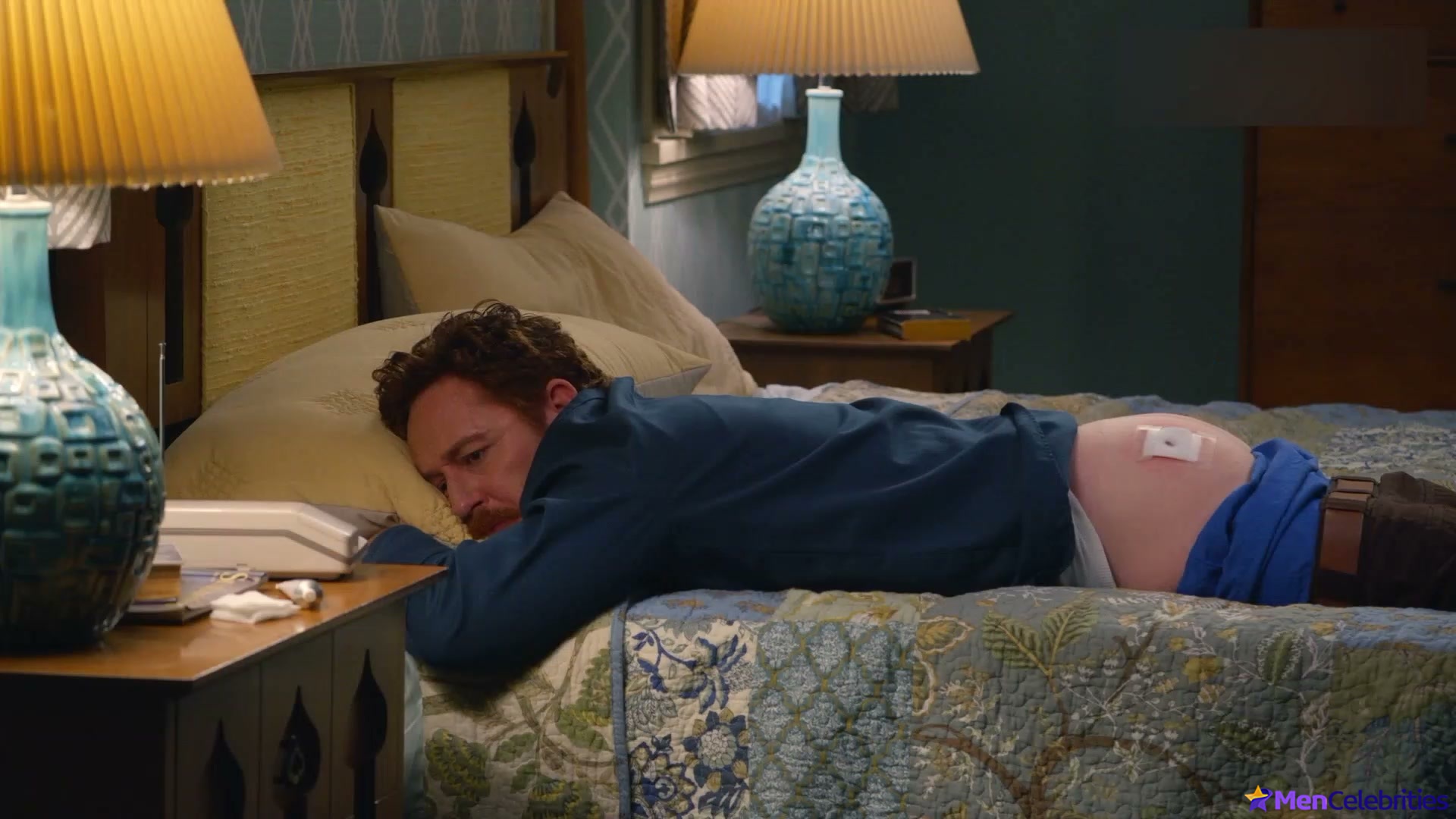 Scott Grimes nude and sexy scenes