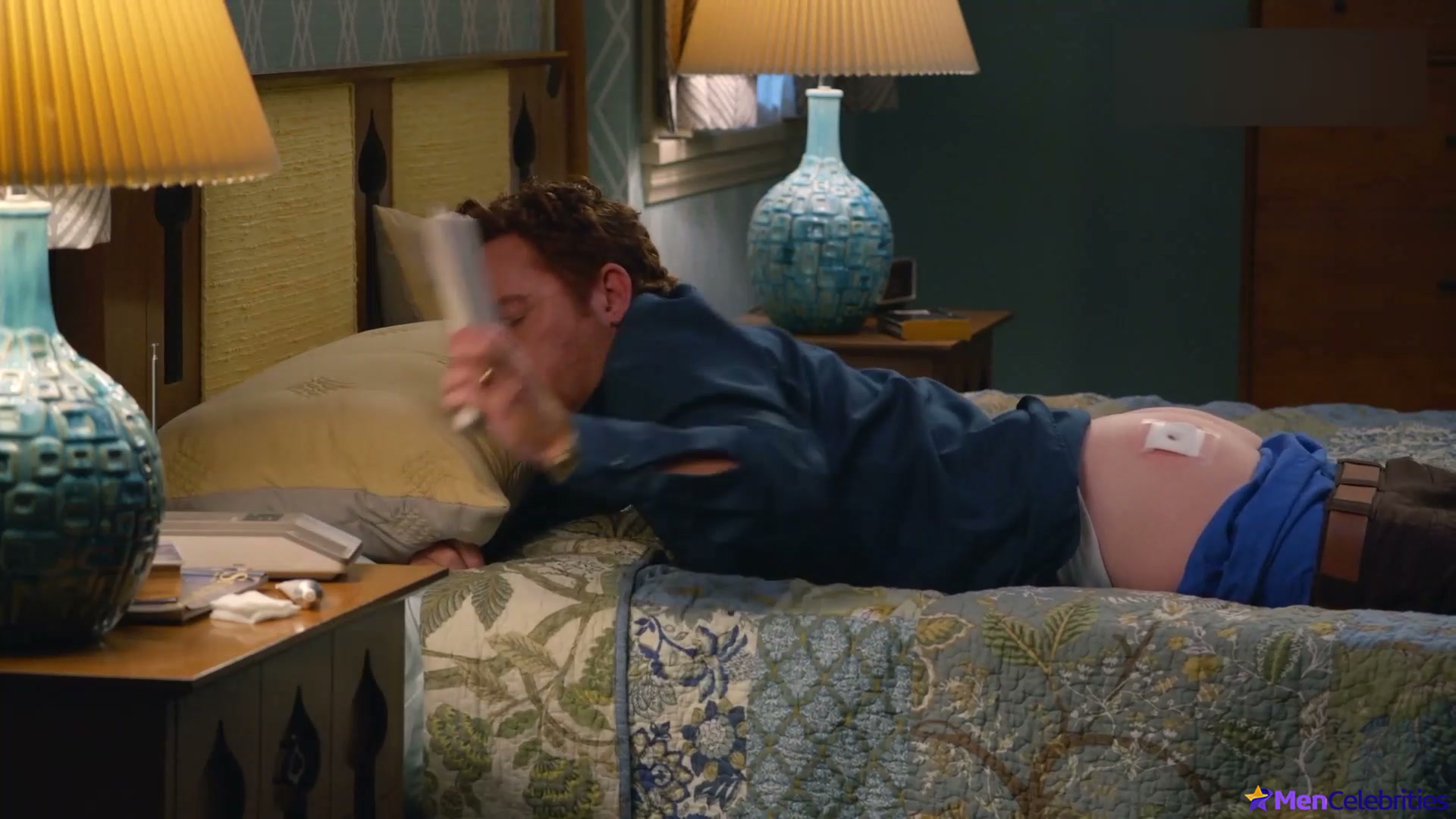 Scott Grimes nude and sexy scenes